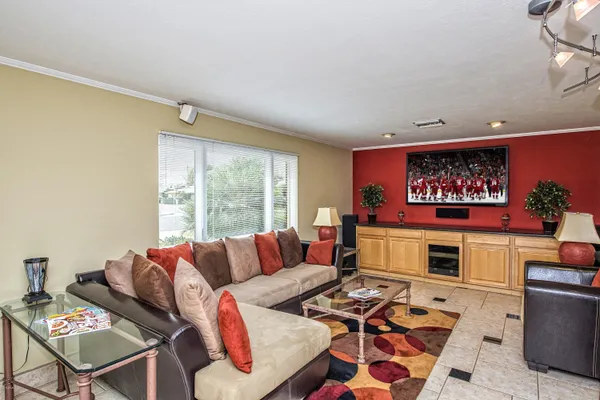 $6,495 | 4406 North Dromedary Road, Phoenix, AZ 85018