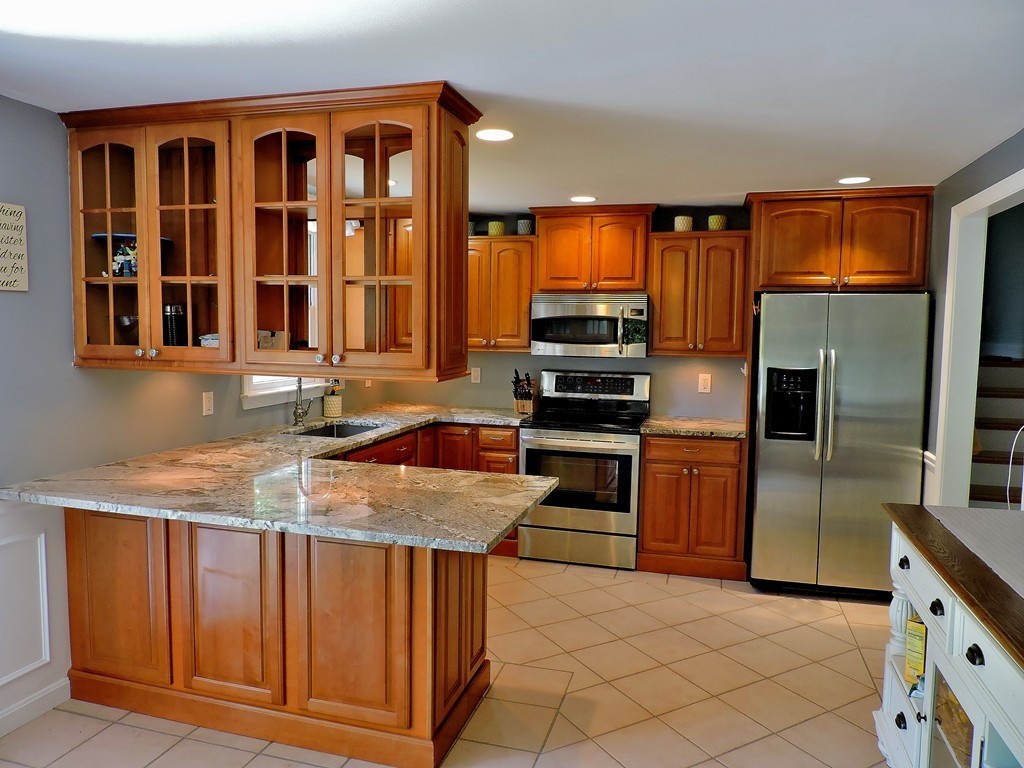 53 Huntington Road Plymouth, MA 02360 - Photo 6 of 25 Gallery Image 6