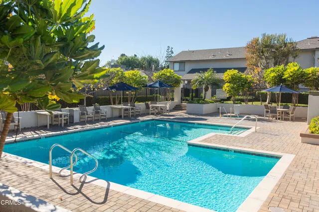 $690,000 | 17516 Via Calma, Unit 39, Tustin, CA 92780