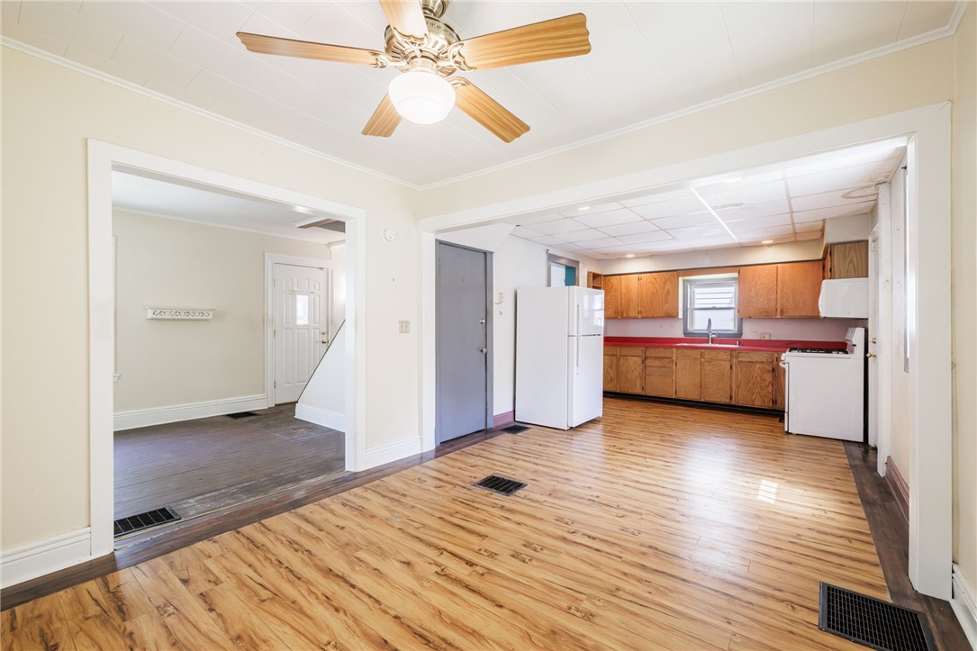 283 Breck Street Rochester, NY 14609 - Photo 8 of 22