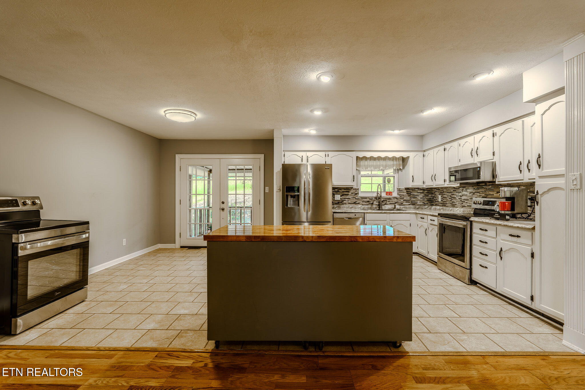 8544 Pedigo Road Powell, TN 37849 - Photo 3 of 35 1-web-or-mls-_DSC8440-HDR