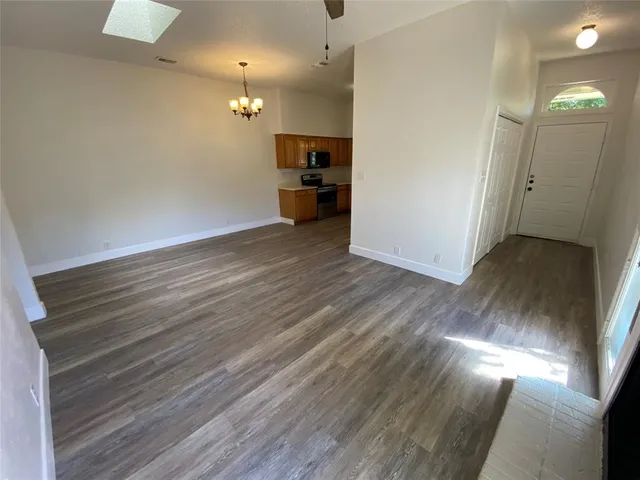 $1,400 | 109 Misty Court, Waxahachie, TX 75165