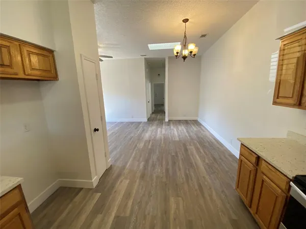 $1,400 | 109 Misty Court, Waxahachie, TX 75165