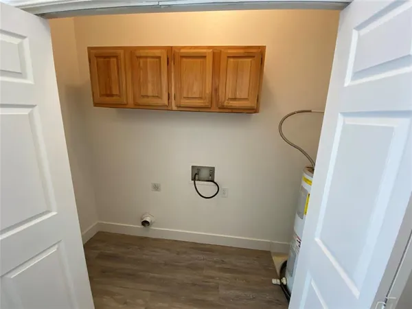 $1,400 | 109 Misty Court, Waxahachie, TX 75165