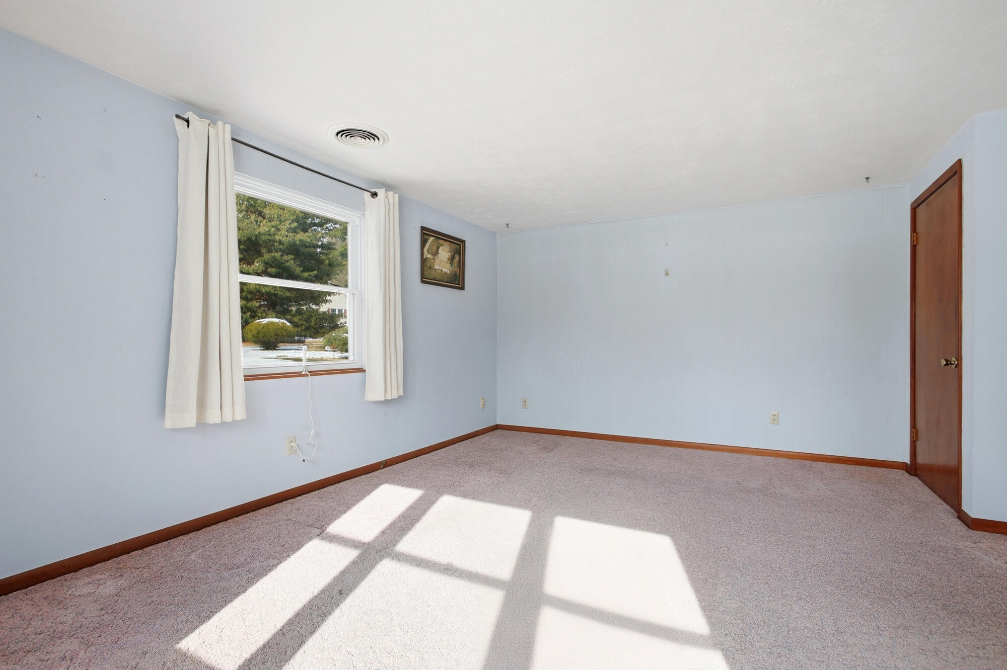 5210 Kerns Road Springfield, OH 45502 - Photo 12 of 54 Gallery Image 12