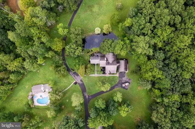 $1,800,000 | 1627 East Saw Mill Road, Quakertown, PA 18951