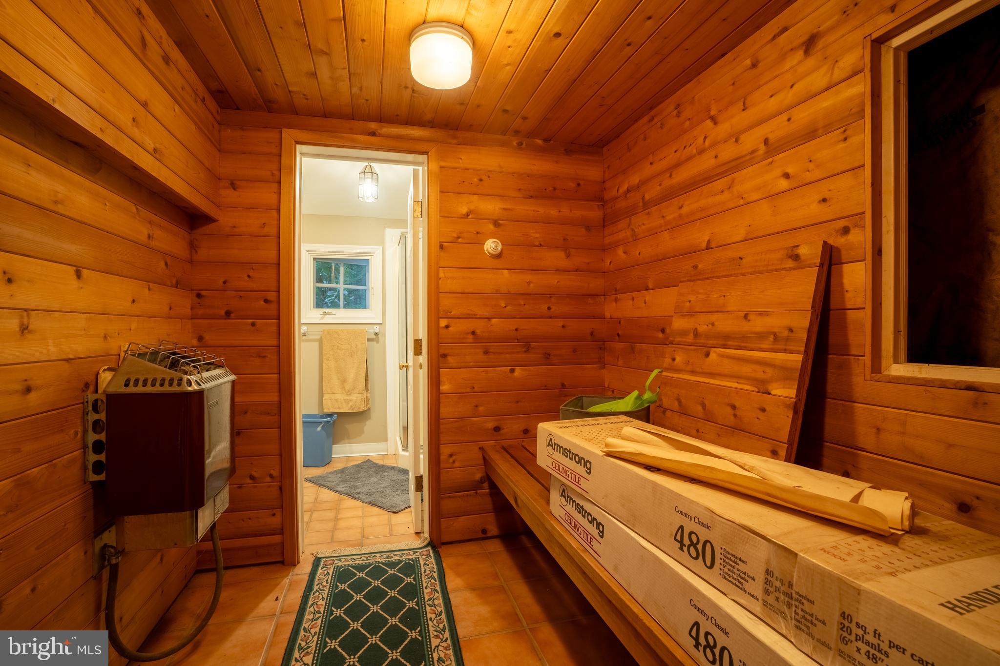 1627 East Saw Mill Road Quakertown, PA 18951 - Photo 58 of 61 a bathroom with a bathtub and shower