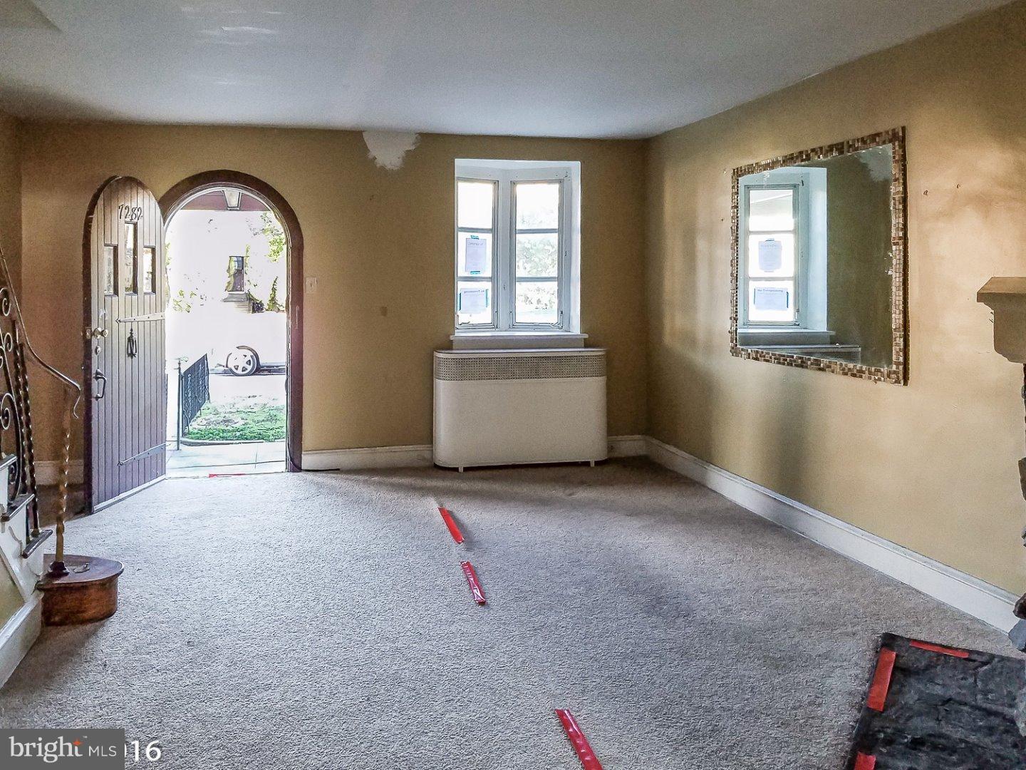 7282 Bradford Road Upper Darby, PA 19082 - Photo 4 of 14 Living Room