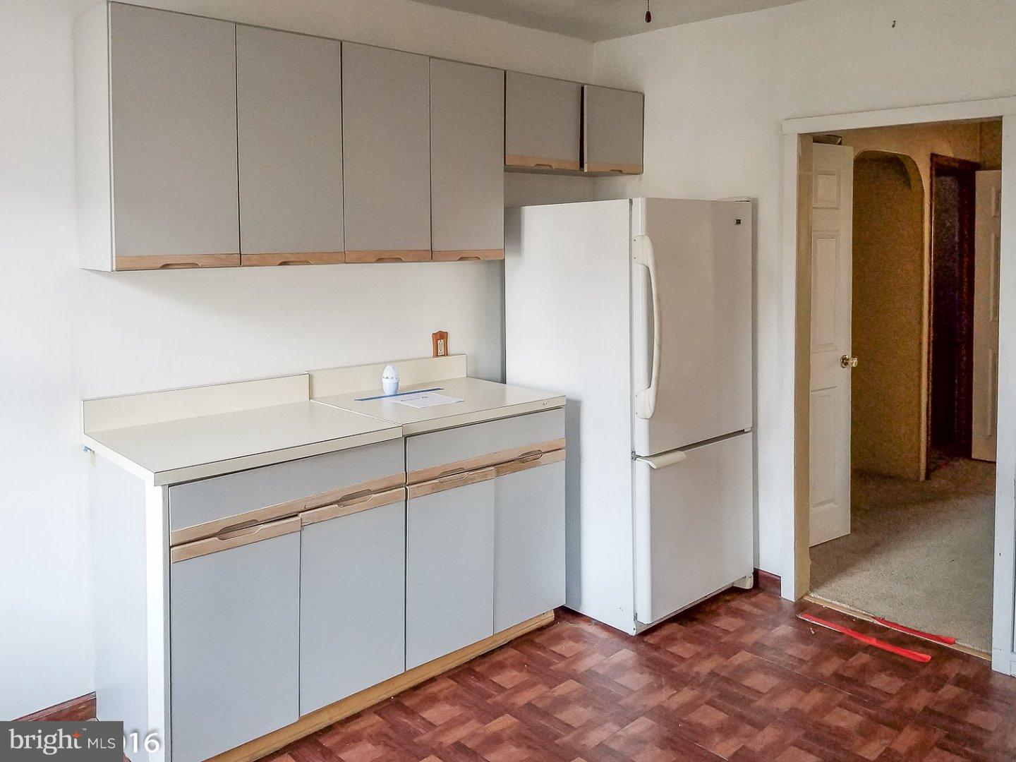 7282 Bradford Road Upper Darby, PA 19082 - Photo 8 of 14 Kitchen