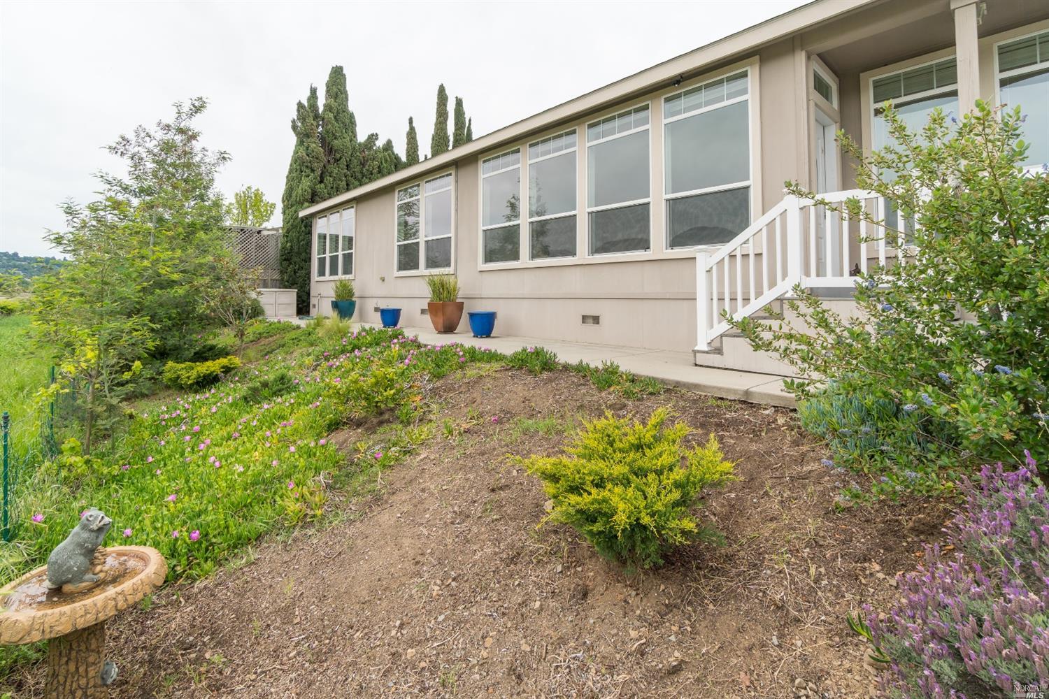79 Yosemite Road, Unit 79 San Rafael, CA 94903 - Photo 1 of 1