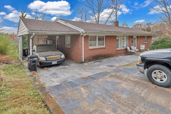 $119,650 | 514 Hairston Street, Martinsville, VA 24112