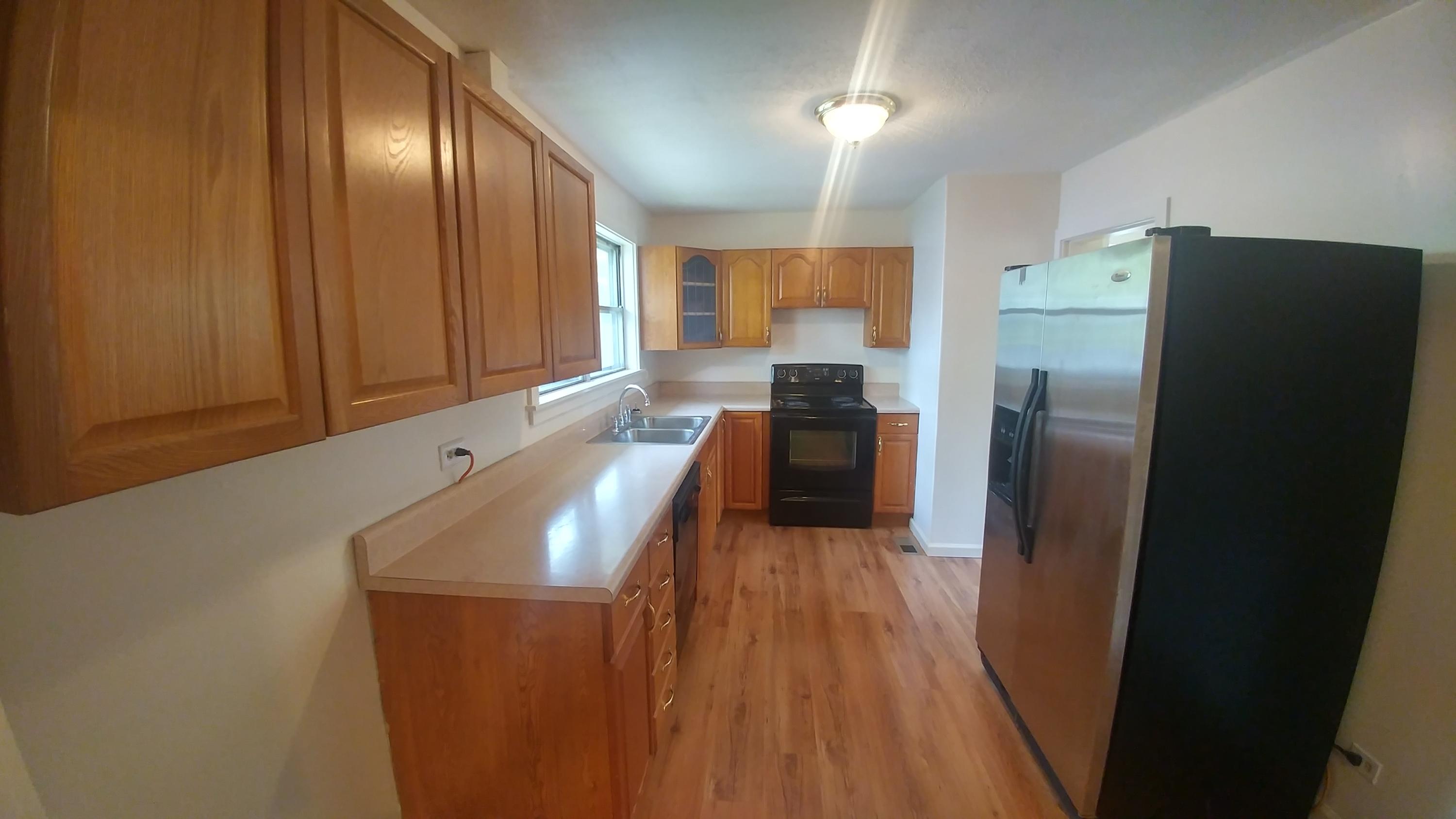 126 Marshall Circle Oak Ridge, TN 37830 - Photo 4 of 16 0418191047_HDR