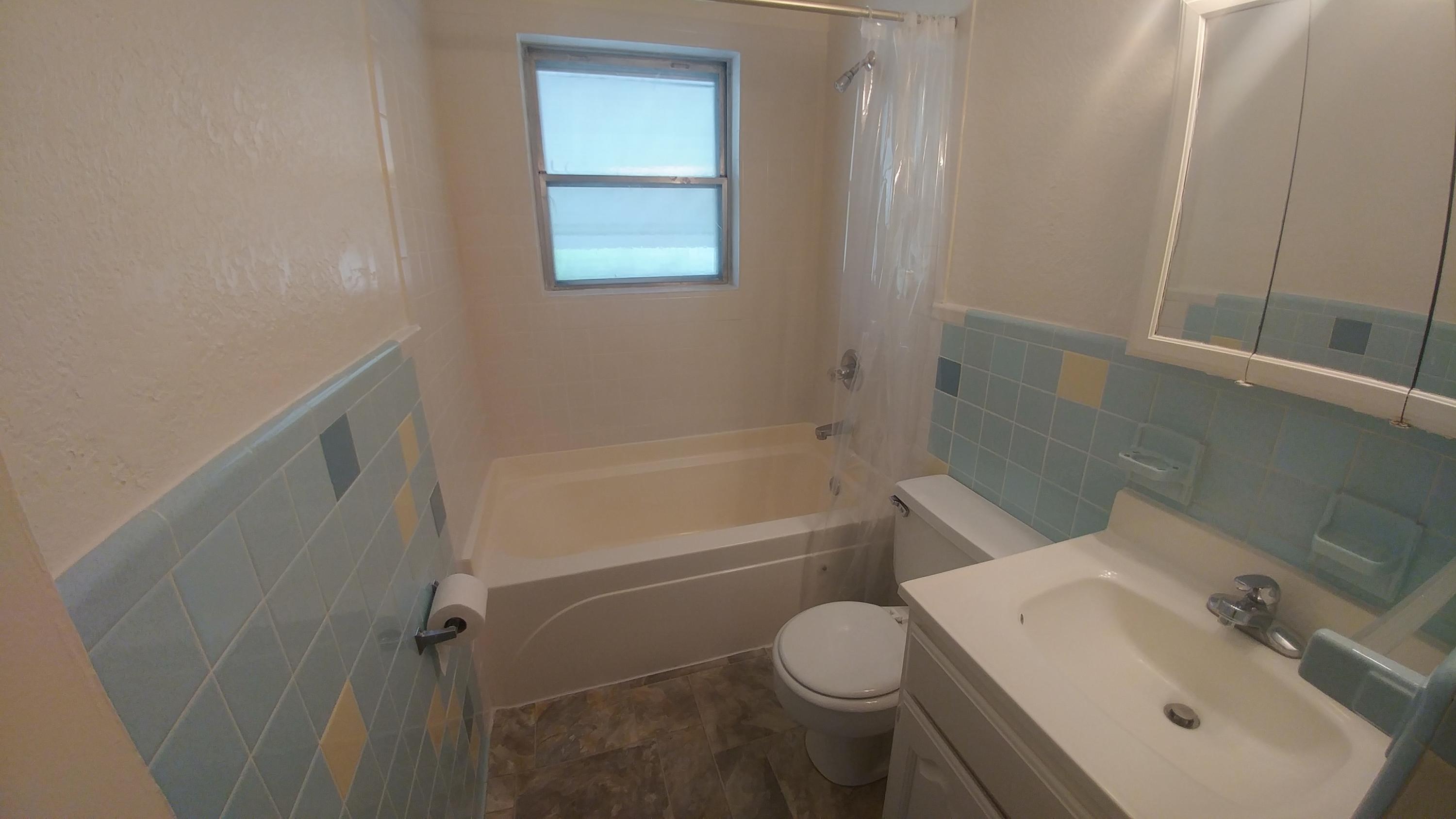 126 Marshall Circle Oak Ridge, TN 37830 - Photo 10 of 16 0418191052a_HDR