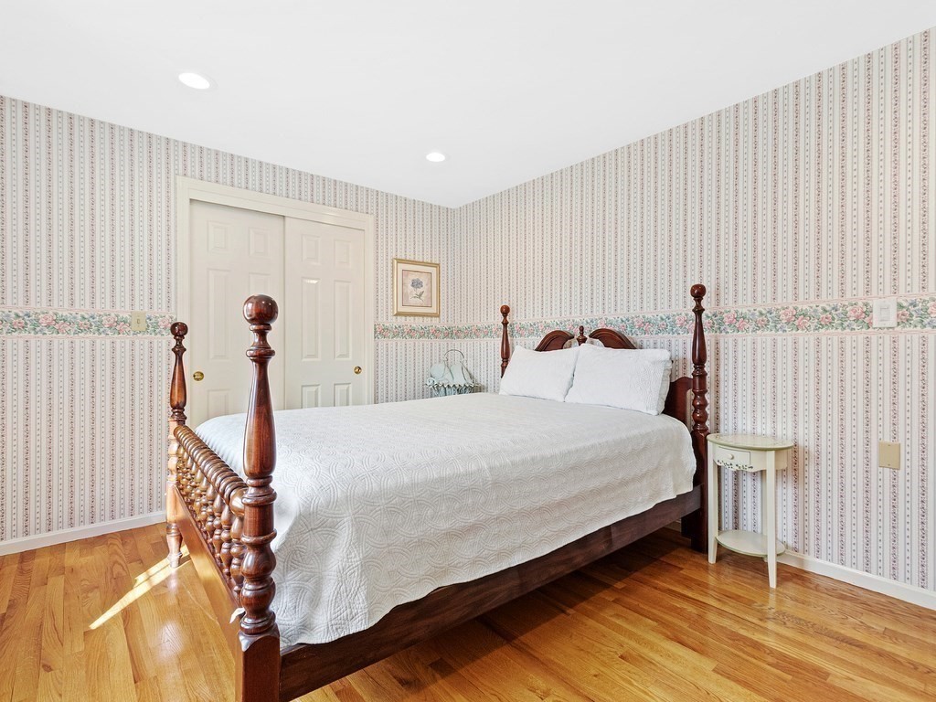 45 Ledgetree Road Medfield, MA 02052 - Photo 21 of 31 Gallery Image 21