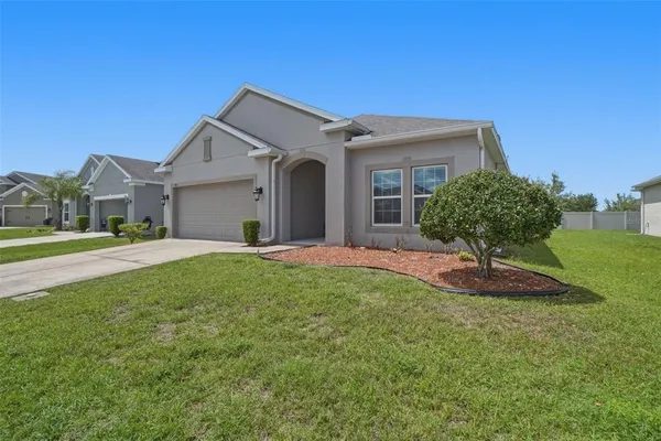$370,000 | 3933 Wind Dancer Circle, St. Cloud, FL 34772