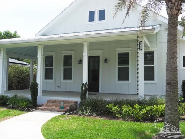 $3,400 | 3003 East Blount Street, Pensacola, FL 32503