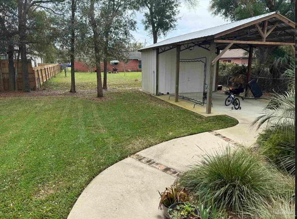 $3,400 | 3003 East Blount Street, Pensacola, FL 32503