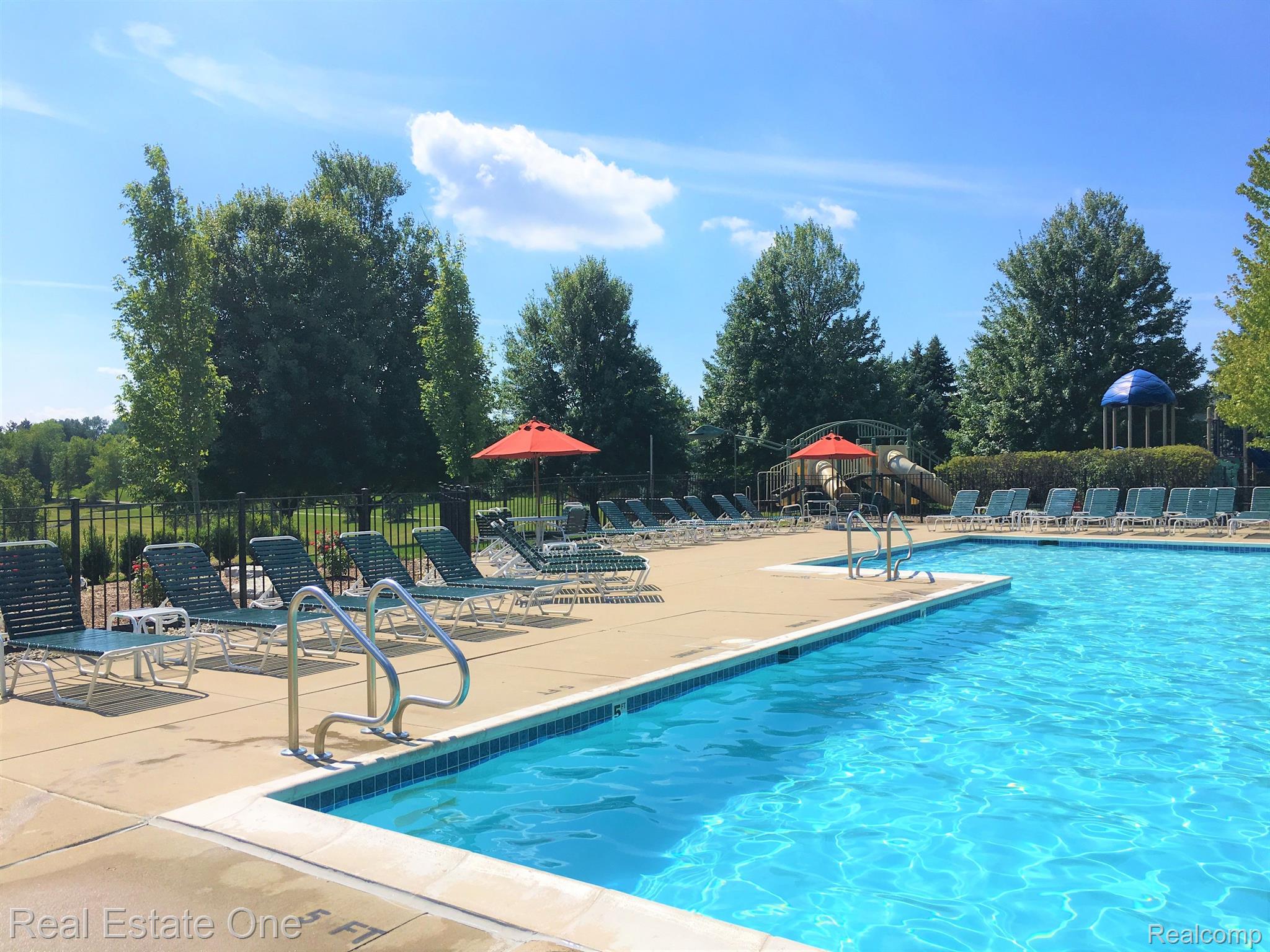 726 Loggers Circle Rochester, MI 48307 - Photo 54 of 64 Perfect Place to Meet Your Neighbors