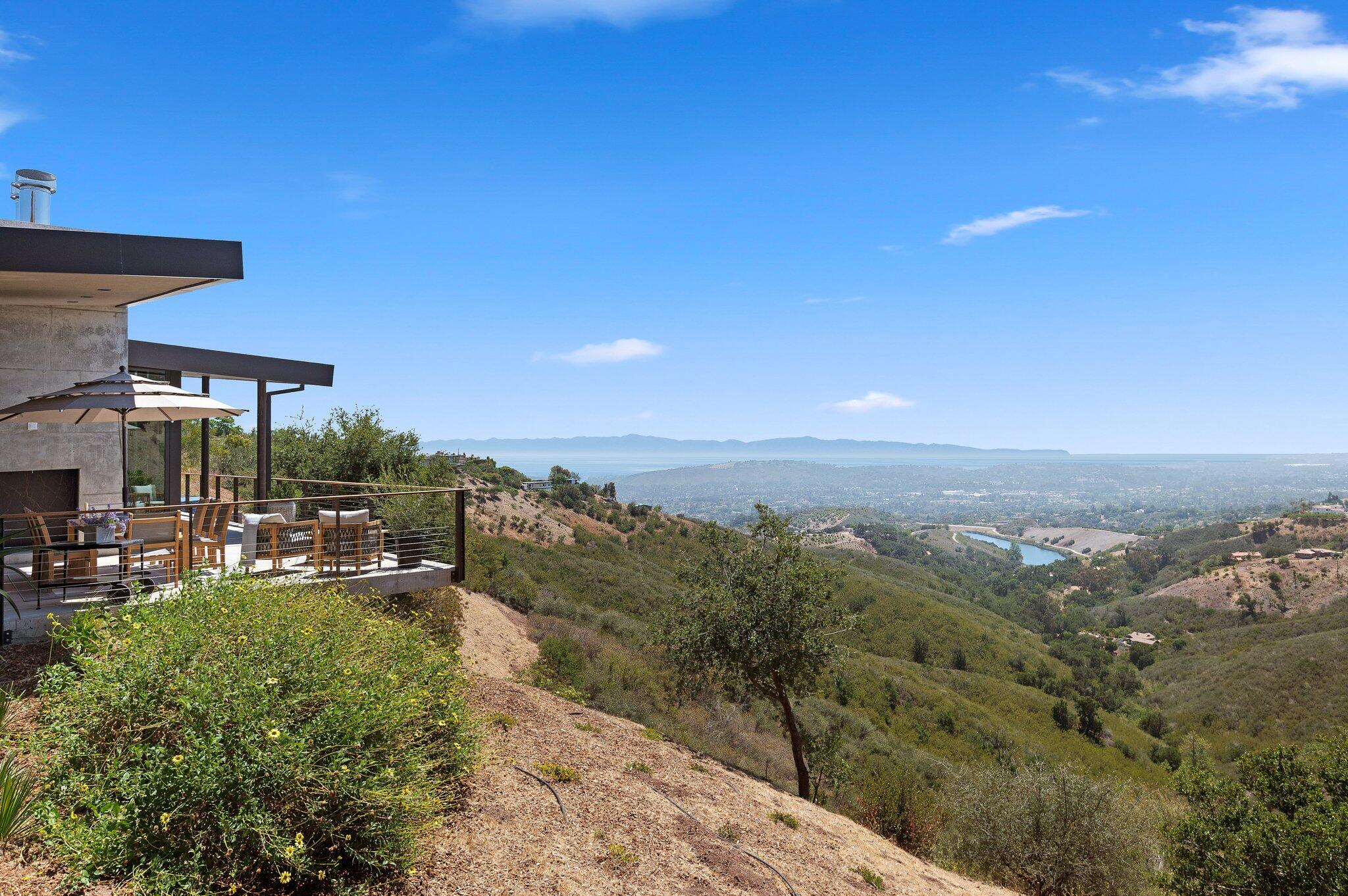 2805 Spyglass Ridge Road Santa Barbara, CA 93105 - Photo 34 of 67 a view of a town with mountains in the background