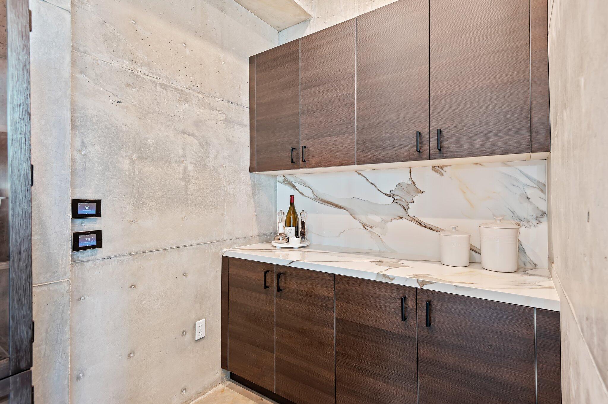 2805 Spyglass Ridge Road Santa Barbara, CA 93105 - Photo 47 of 67 a bathroom with a sink and a mirror