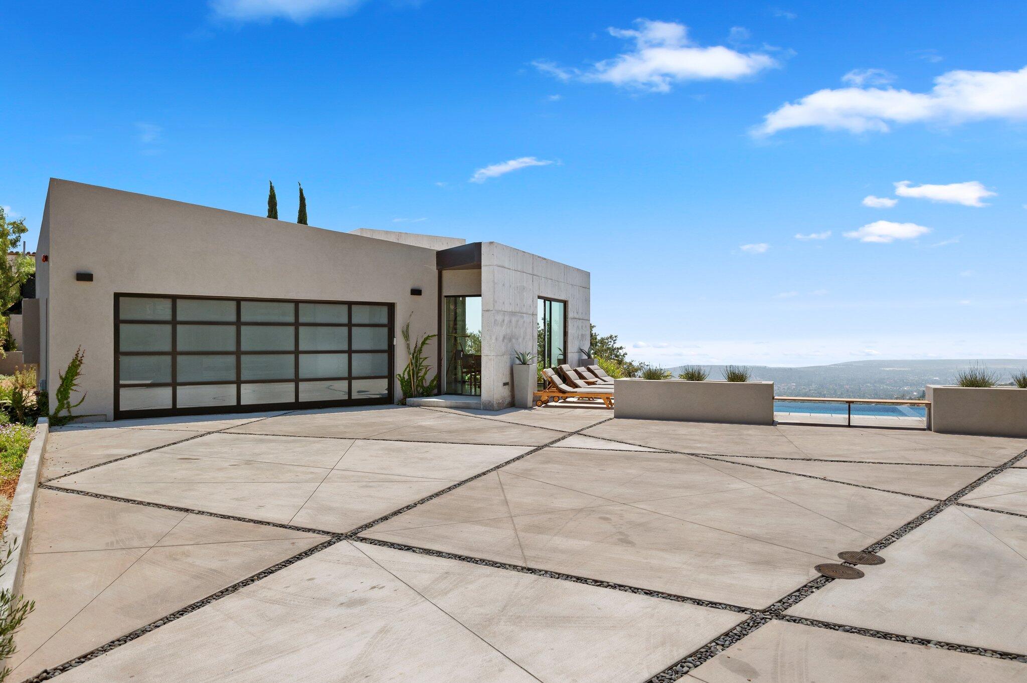 2805 Spyglass Ridge Road Santa Barbara, CA 93105 - Photo 49 of 67 49-web-or-mls-42 - Guest House - Exterio