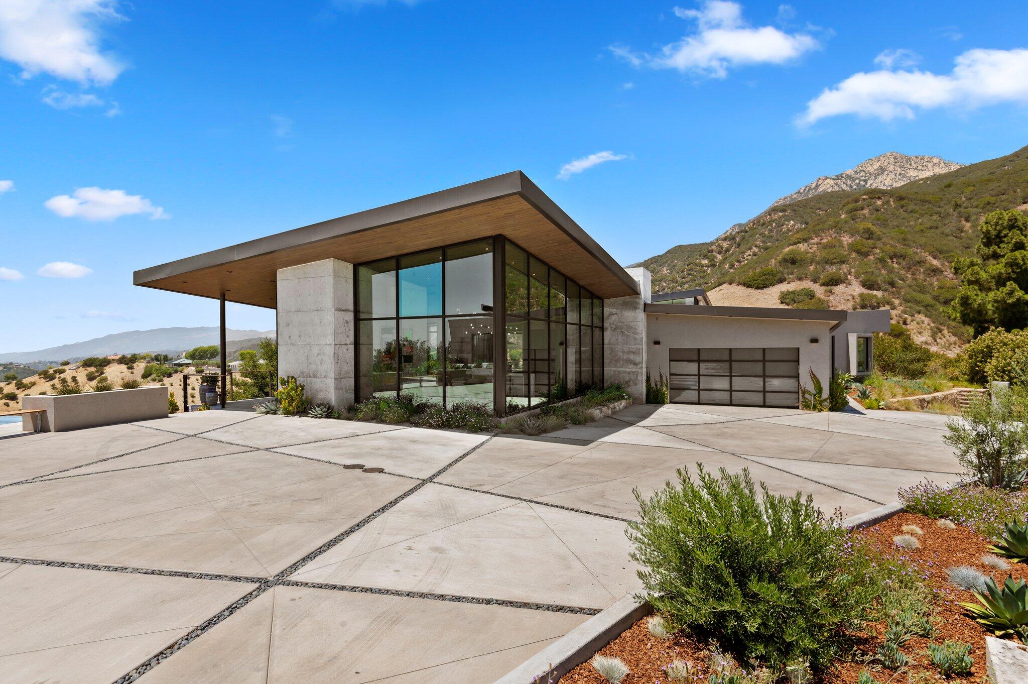 2805 Spyglass Ridge Road Santa Barbara, CA 93105 - Photo 8 of 67 8-web-or-mls-01 - Exterior View