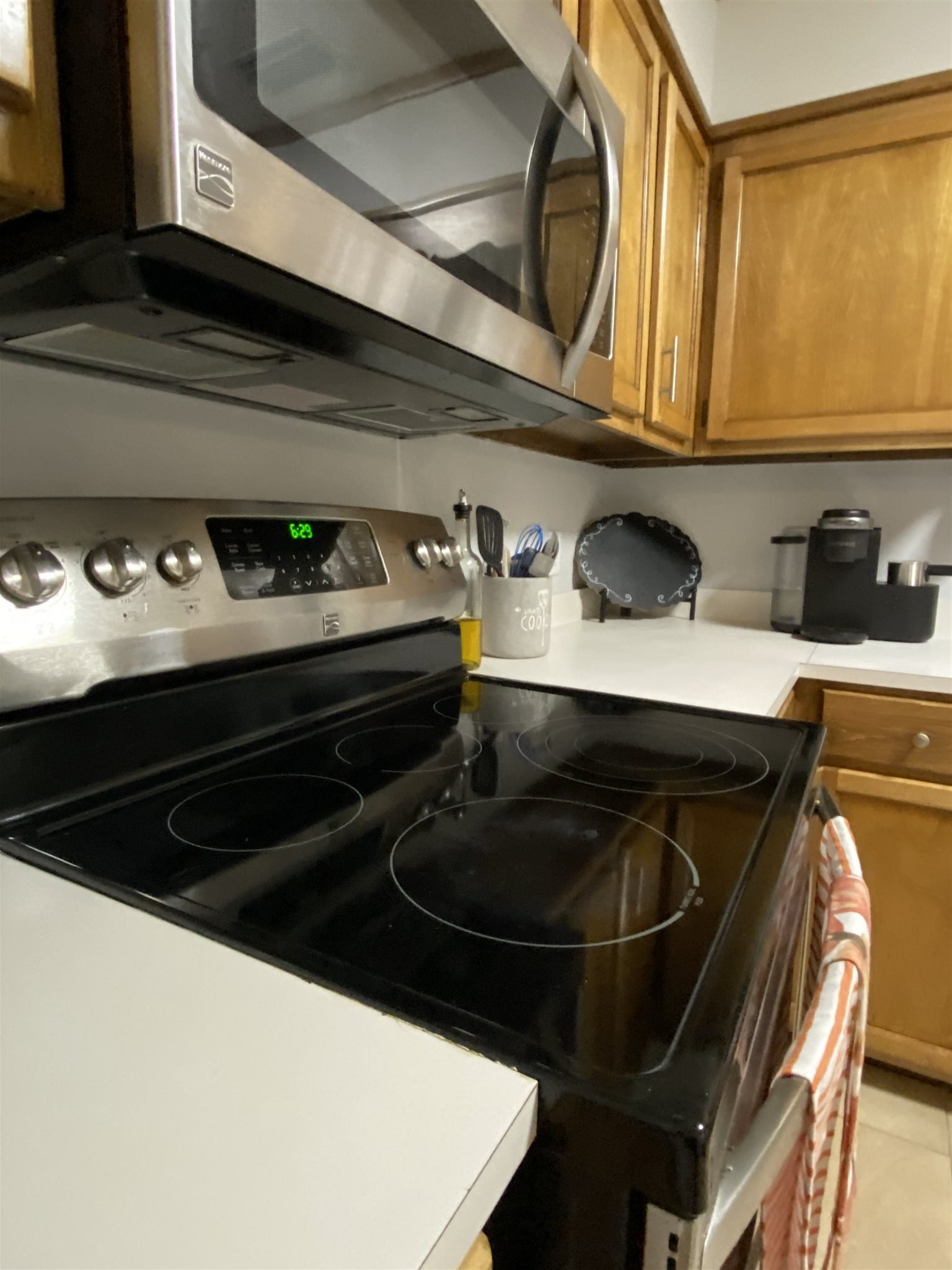 108 Richmond Road Daphne, AL 36526 - Photo 7 of 18 Kitchen
