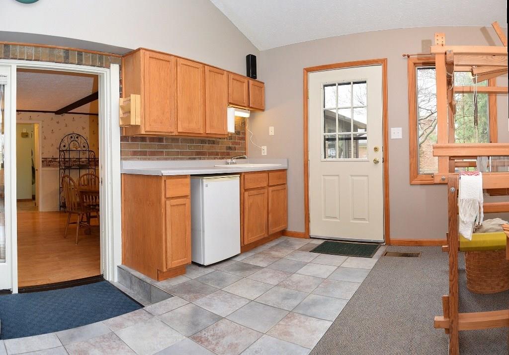 9668 Sycamore Road Carmel, IN 46032 - Photo 13 of 29 Gallery Image 13