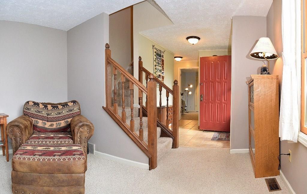 9668 Sycamore Road Carmel, IN 46032 - Photo 4 of 29 Gallery Image 4