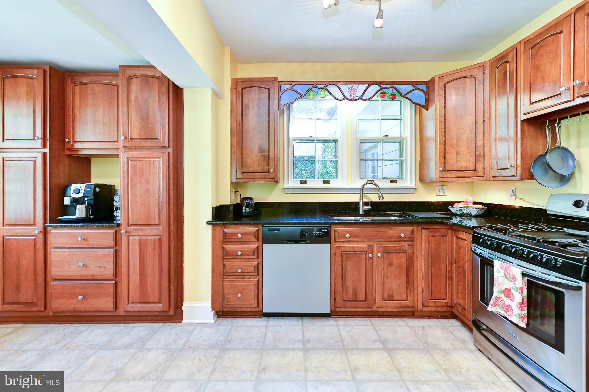 1917 Rookwood Road Silver Spring, MD 20910 - Photo 11 of 30 Kitchen