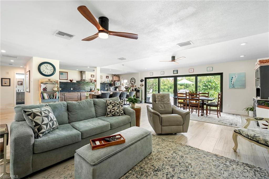 2271 Harbor Road Naples, FL 34104 - Photo 16 of 35