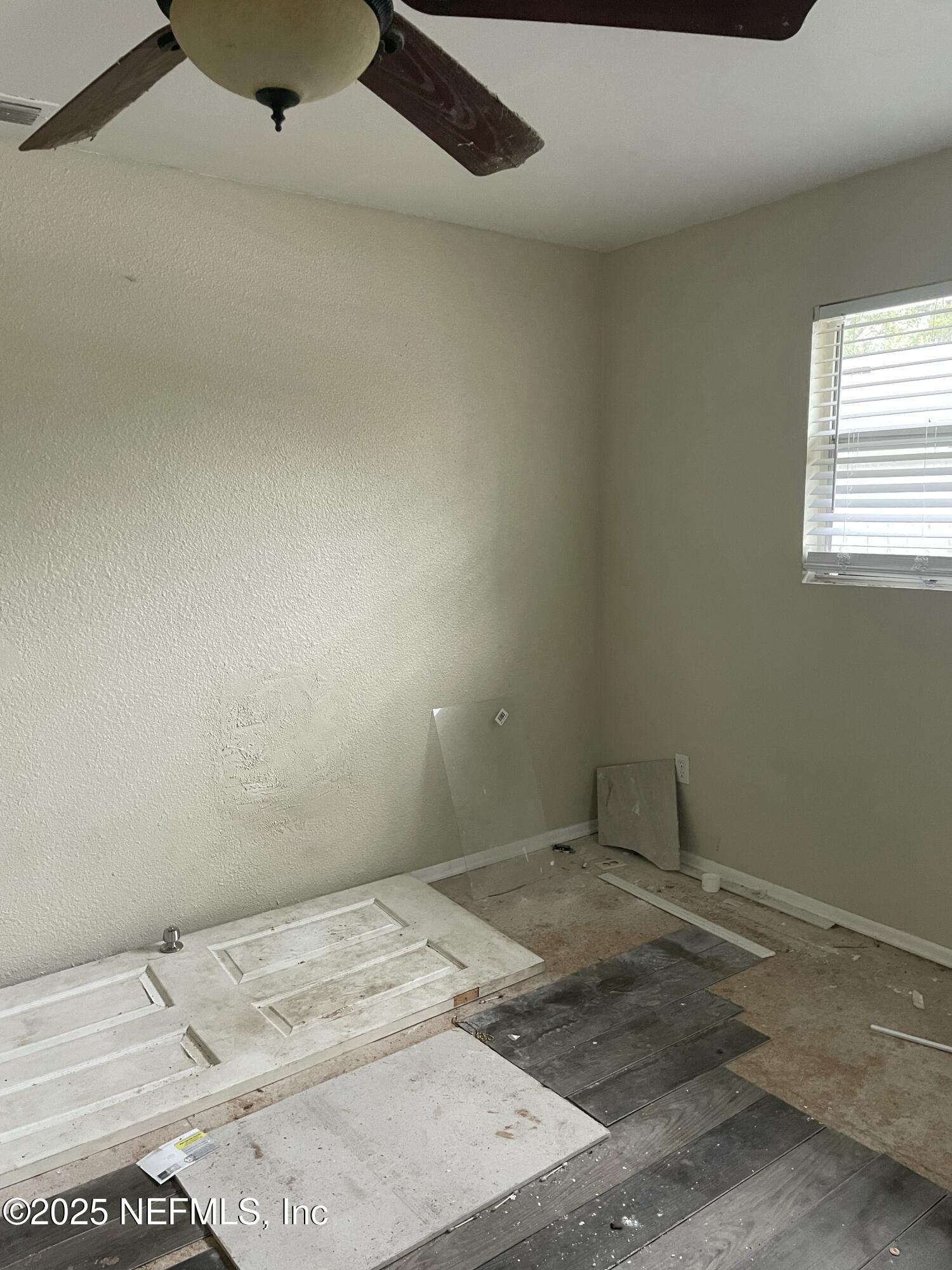 5745 Benedict Road Jacksonville, FL 32209 - Photo 3 of 13 IMG_4070