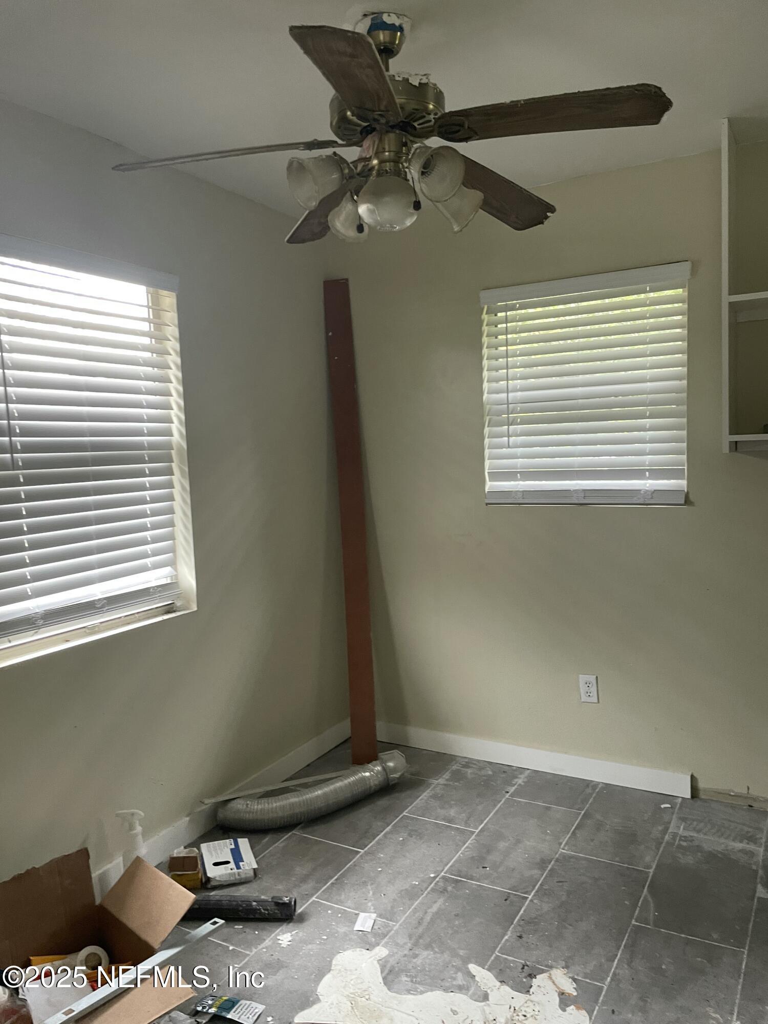 5745 Benedict Road Jacksonville, FL 32209 - Photo 5 of 13 IMG_4072