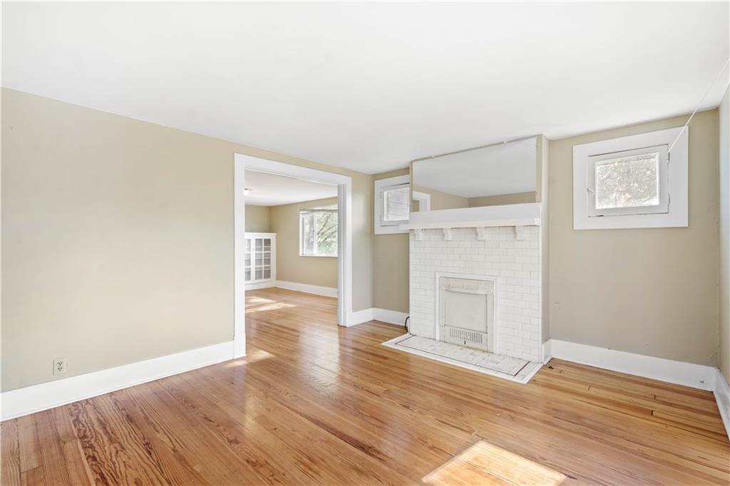 1327 Rutherford Avenue Pittsburgh, PA 15216 - Photo 3 of 23 Gallery Image 3