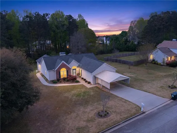 $298,900 | 181 Windsor Circle, Stockbridge, GA 30281