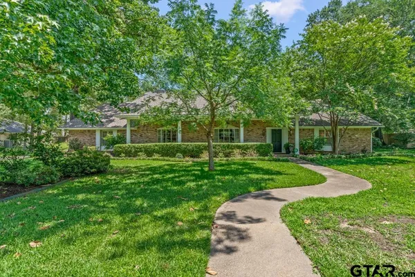 $395,000 | 1805 Greenway Street, Gilmer, TX 75644