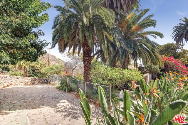 19355 Pacific Coast Highway Malibu, CA 90265 - Photo 14 of 19