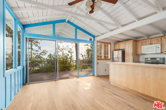 19355 Pacific Coast Highway Malibu, CA 90265 - Photo 5 of 19