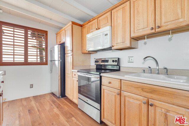 19355 Pacific Coast Highway Malibu, CA 90265 - Photo 6 of 19