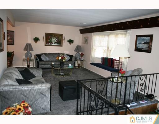 30 University Road East Brunswick, NJ 08816 - Photo 5 of 6 Gallery Image 5