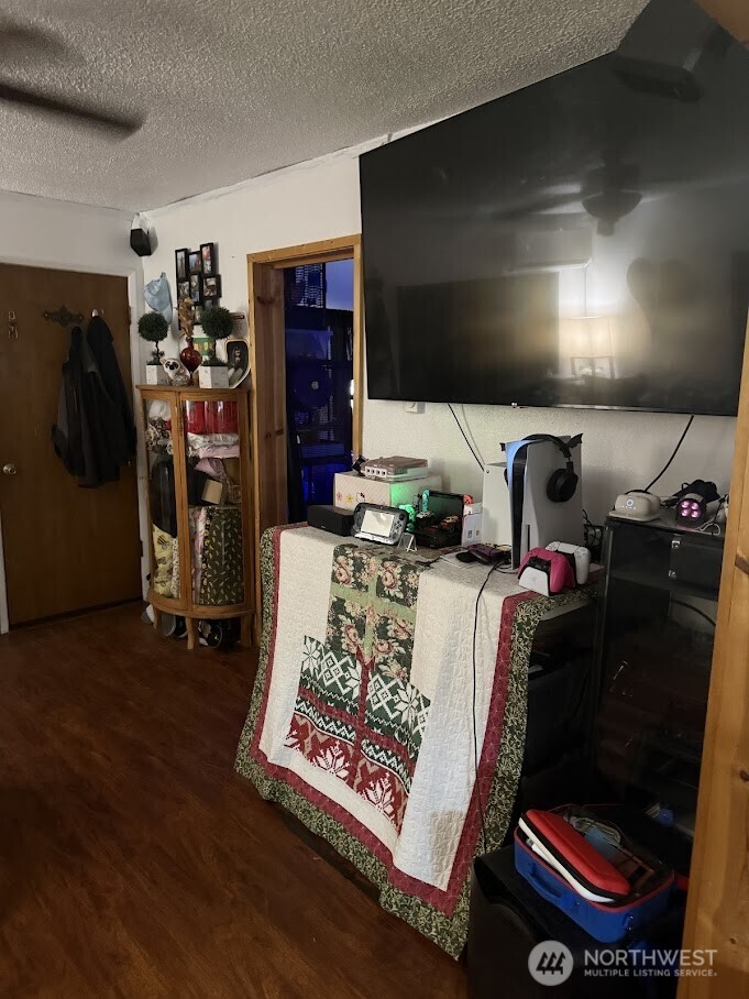 411 South Division Street Odessa, WA 99159 - Photo 14 of 20 a room with storage and utility