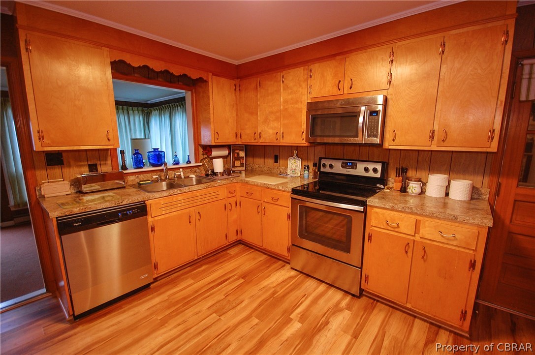 627 Barn Point Road Lottsburg, VA 22511 - Photo 19 of 36