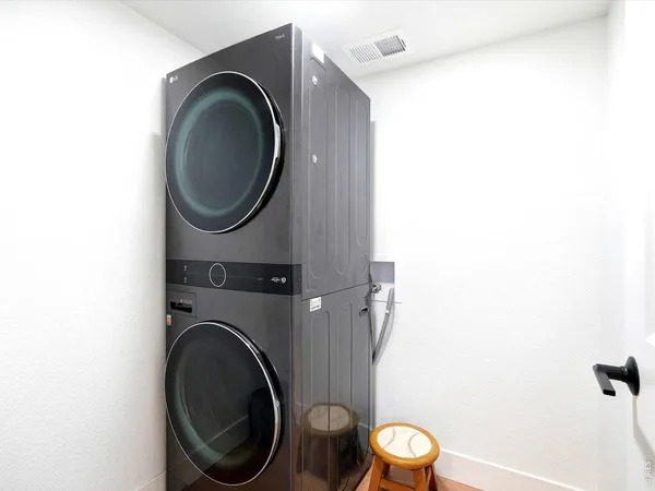 $799,000 | 3501 Lakeview Circle, Longmont, CO 80503