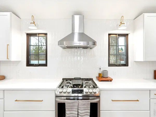 $799,000 | 3501 Lakeview Circle, Longmont, CO 80503