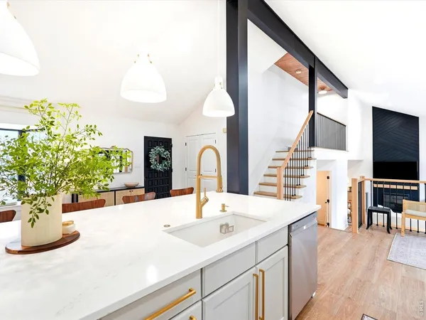 $799,000 | 3501 Lakeview Circle, Longmont, CO 80503