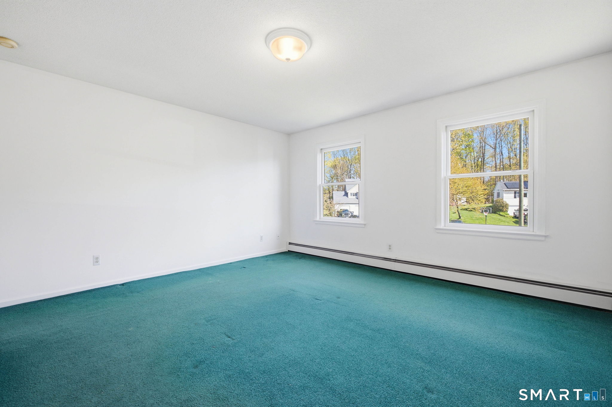 14 Deer Park Road Bristol, CT 06010 - Photo 11 of 20 Primary Bedroom