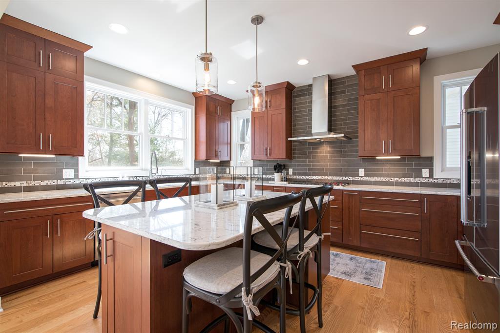 327 West 2nd Street Rochester, MI 48307 - Photo 16 of 65