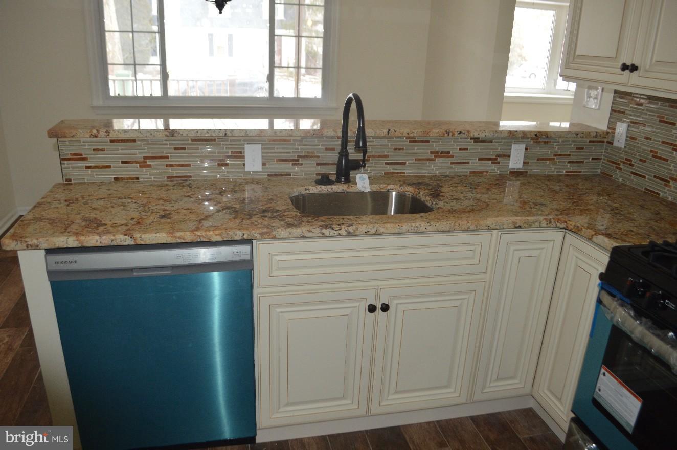 348 Edsam Avenue Pitman, NJ 08071 - Photo 14 of 49 Gallery Image 14