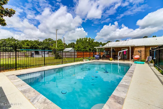 $370,000 | 11192 Willie Lee Road, Picayune, MS 39466