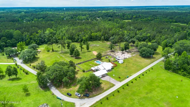 $370,000 | 11192 Willie Lee Road, Picayune, MS 39466